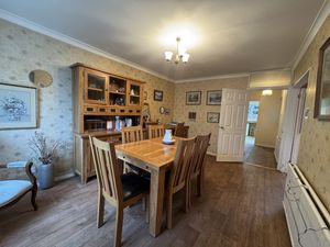 Dining Room- click for photo gallery